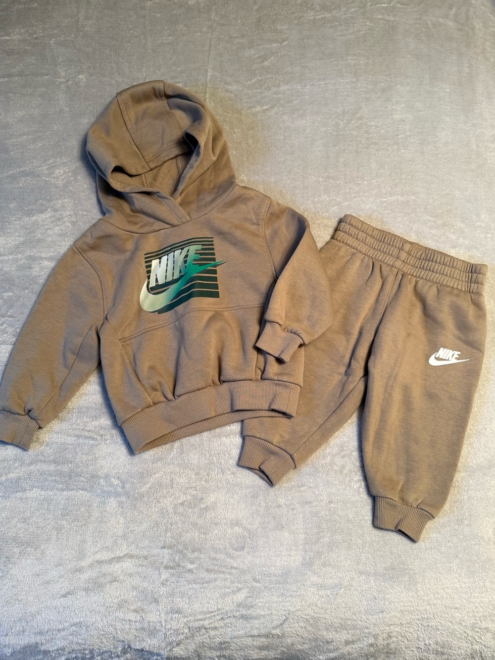 Nike Baby/Toddler 12M Tan Hoodie Jogger Set